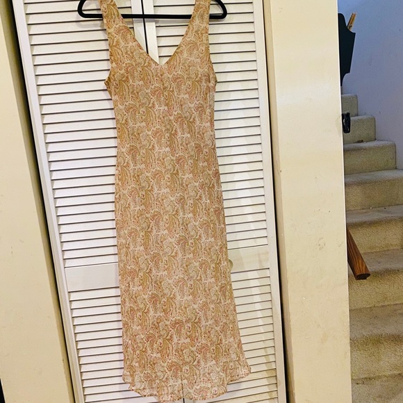 Q midi dress - Picture 2 of 5